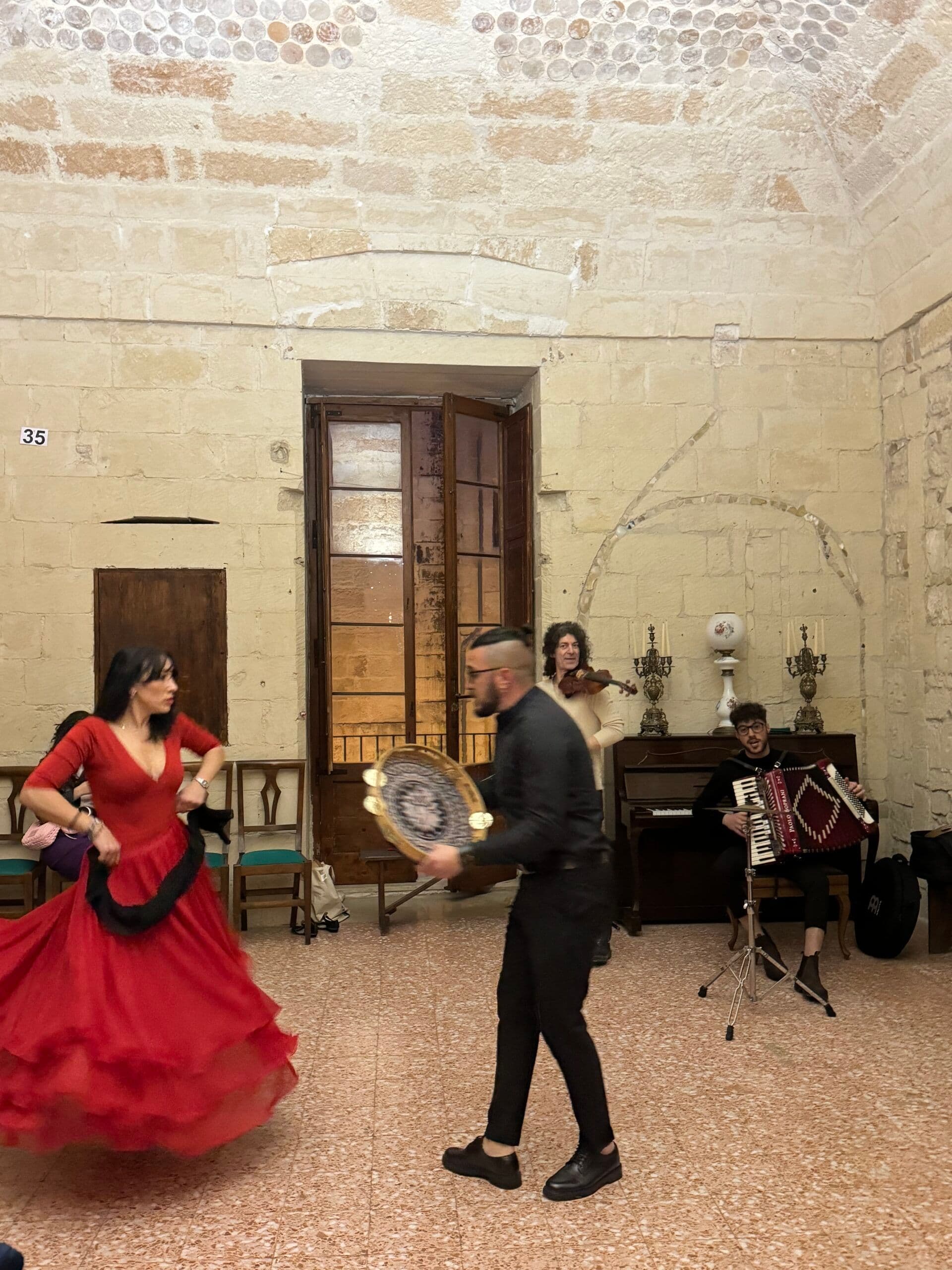 Corso di Pizzica: ballo tipico salentino con degustazione